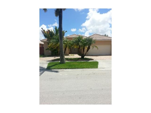 753 NW 129 CT
