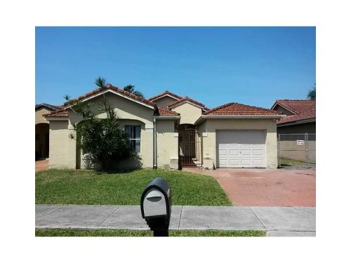 1032 NW 133 CT