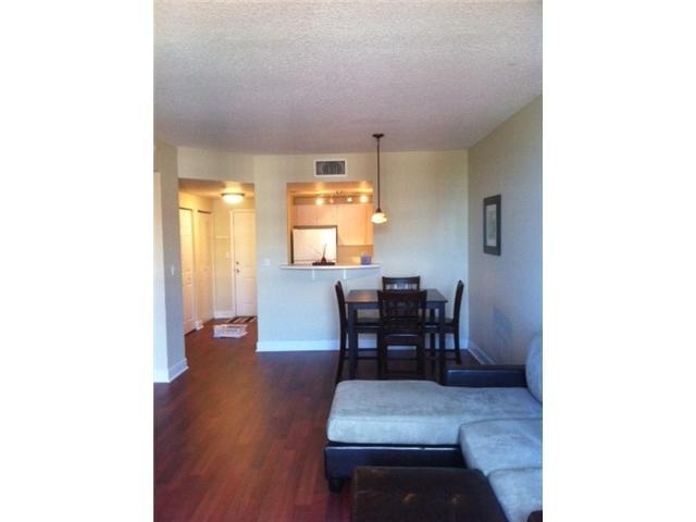 50 MENORES AV # 520 - Image 10505997