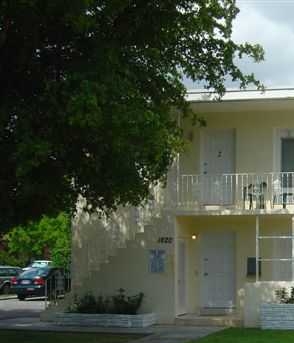 1620 SW 40 AV - Image 10930902