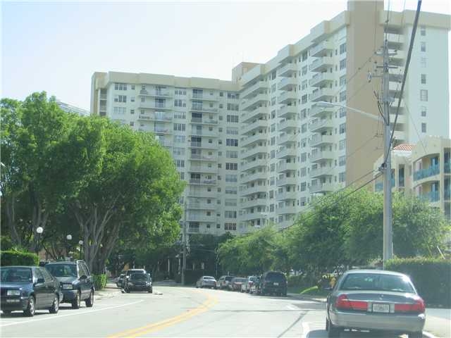 137 Golden Isles Dr # 1012 - Image 14096511