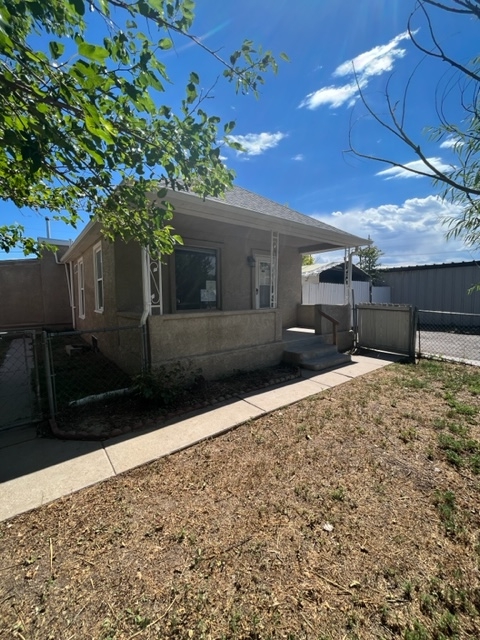2718 Himes Ave - Image 17380732