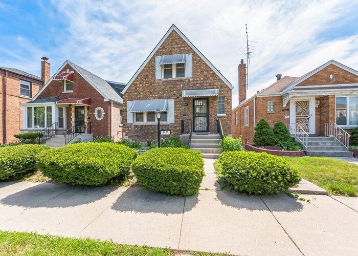 10425 SOUTH CALUMET AVE - Image 17386614