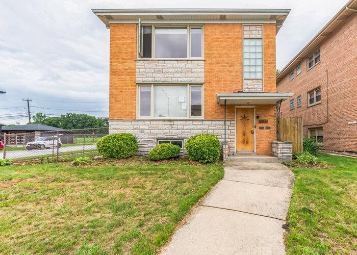 1751 MEMORIAL DR - Image 17389915