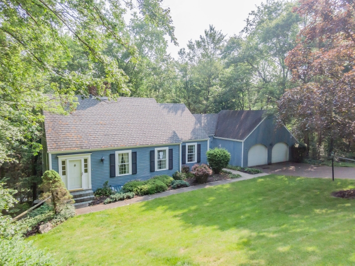 3054 Hartswood Dr - Image 17395799