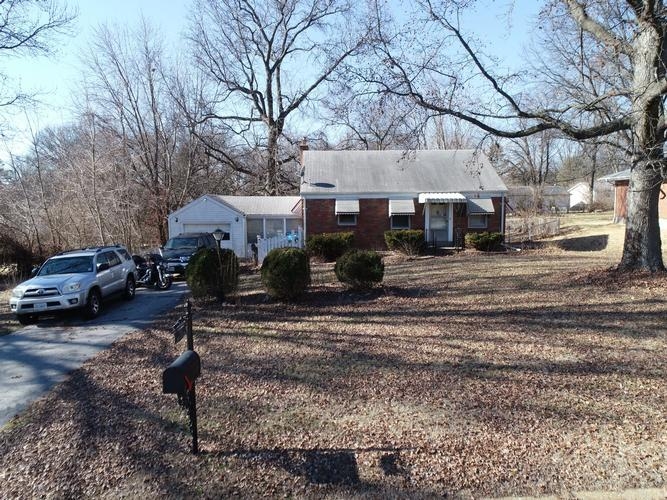 10033 KNOLLCREST DR - Image 17395895
