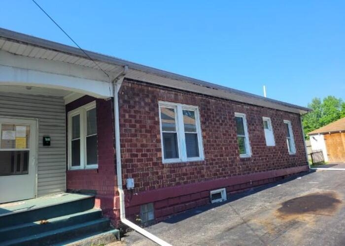 1210 MAIN ST - Image 17408292