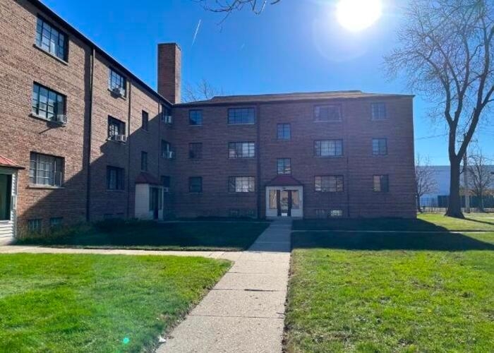 743 E 84TH PL - Image 17413849