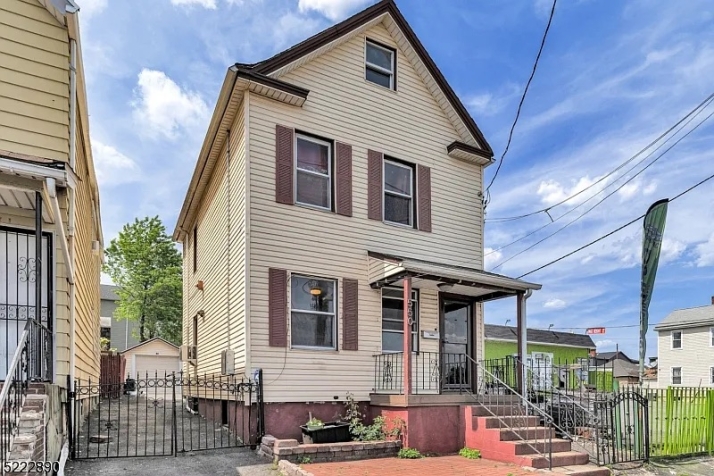 550 Spring Street - Image 17417023