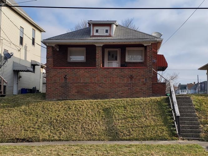 1215 HURON AVE - Image 17420526