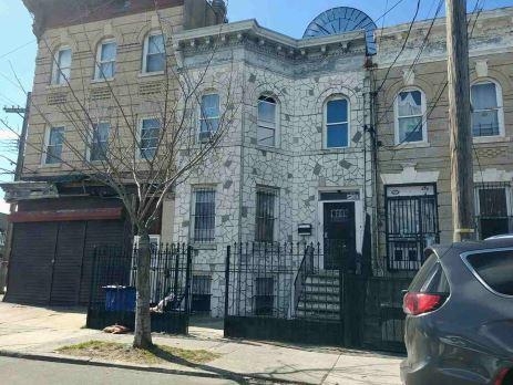 378 MONTAUK AVE - Image 17422579