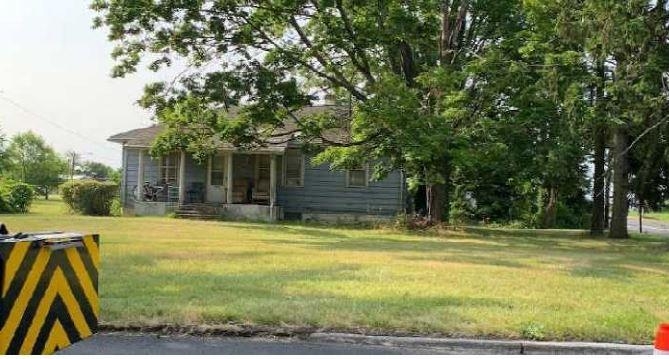 1372 MONMOUTH RD - Image 17422892
