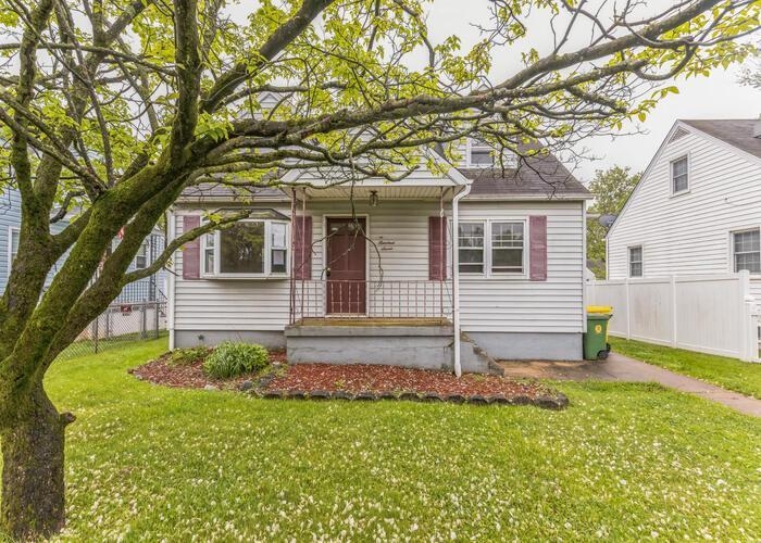 607 WEST CEDAR HILL RD - Image 17423926