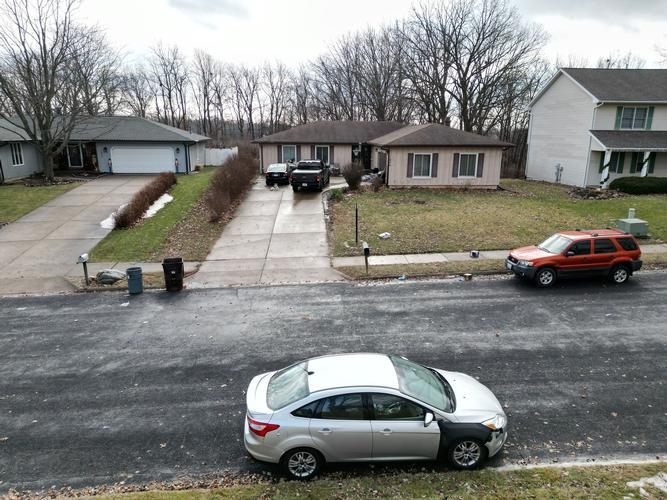1406 W QUEENS COURT RD - Image 17425502