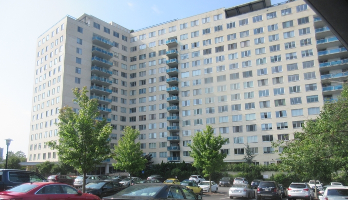 10500 Rockville Pike - Image 17430149