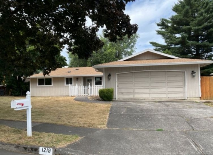1219 NE La Mesa Ave - Image 17438807