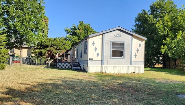 116 E 6th St - Image 17446801