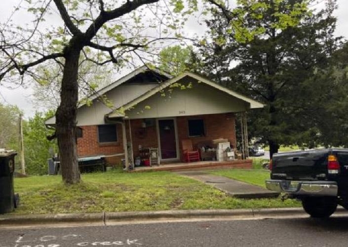 302 12TH ST SE - Image 17447758