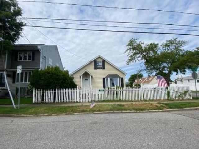 803 S 5TH ST - Image 17452691