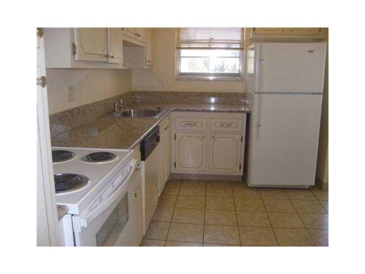 2751 Taft St # 204 - Image 17458506
