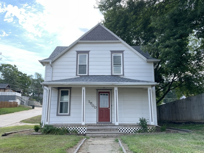 1500 S Linn St - Image 17460148