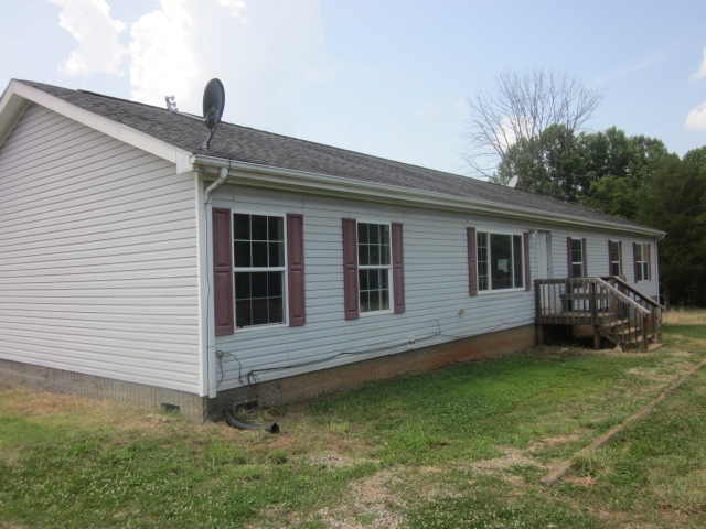 1094 Johnsons Ln - Image 17483126