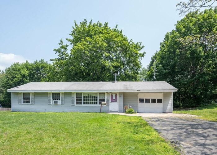 61 BURLEY ST - Image 17496351