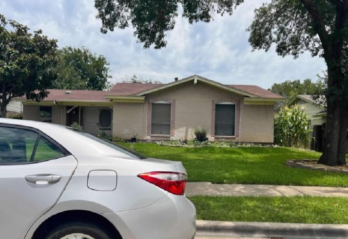 3809 GREAT FALLS CT - Image 17498331