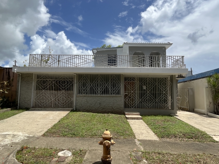 674 Luis Almanza St - Image 17498731