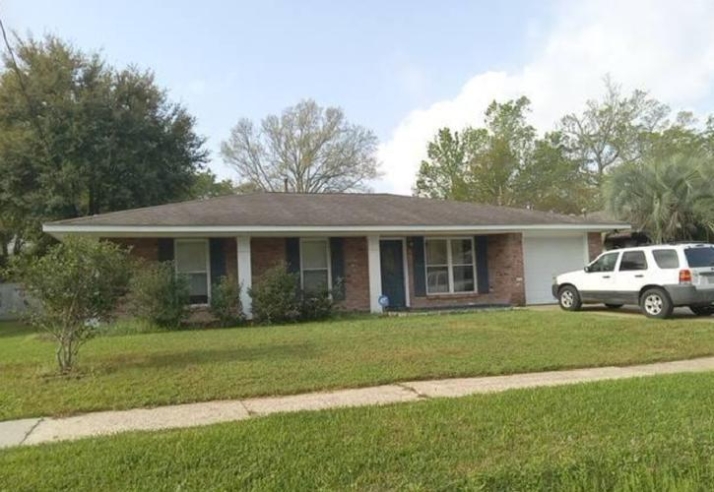 155 BERMUDA DR - Image 17503260