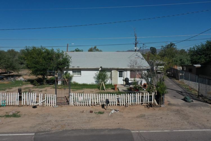 814 E RAILROAD ST - Image 17517796