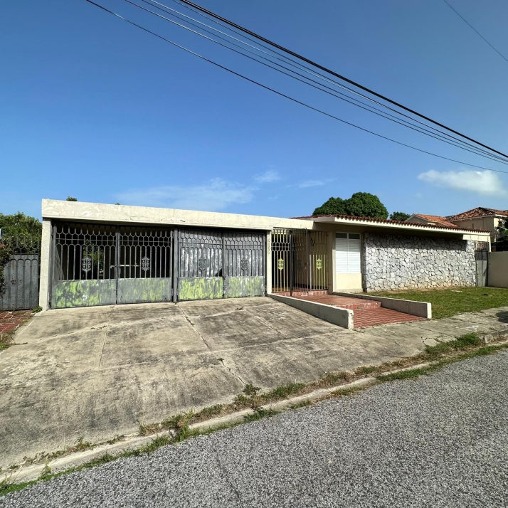 2307 Almenas St - Image 17522687
