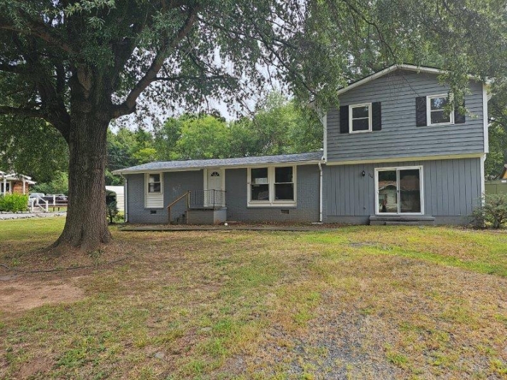 206 Charlie St - Image 17533145