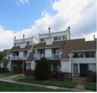 1055 Warwick Ct Unit 6 - Image 17535247