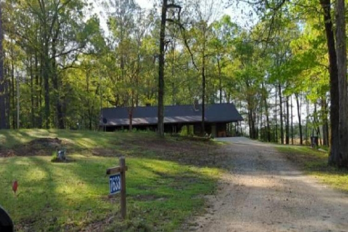 7633 HAYNESVILLE HWY - Image 17535399