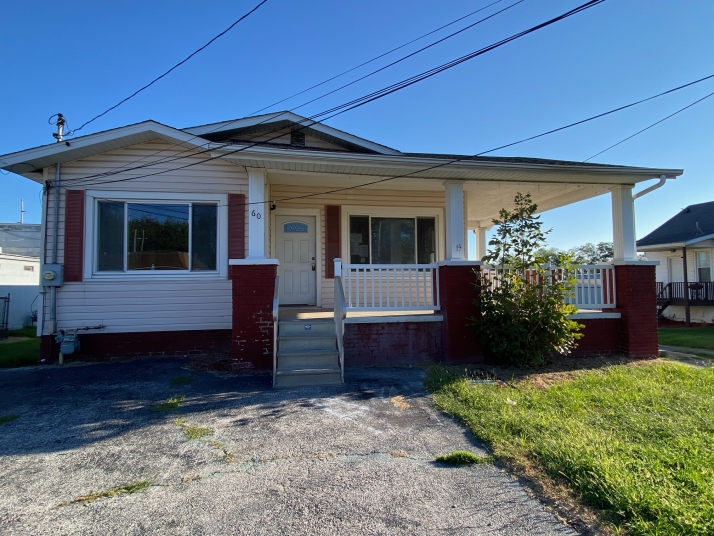 60 E Elm St - Image 17538177