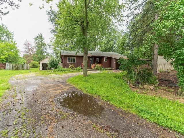 8061 CORUNNA RD - Image 17541449
