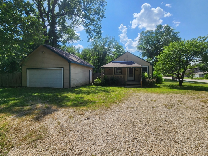 2053 Judson St - Image 17546362