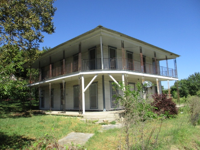 300 W 3rd St - Image 17547362