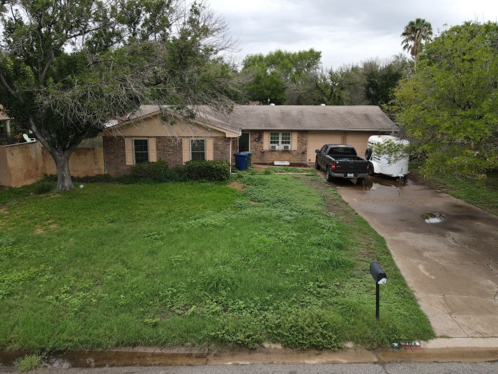 704 SESAME LN - Image 17548745