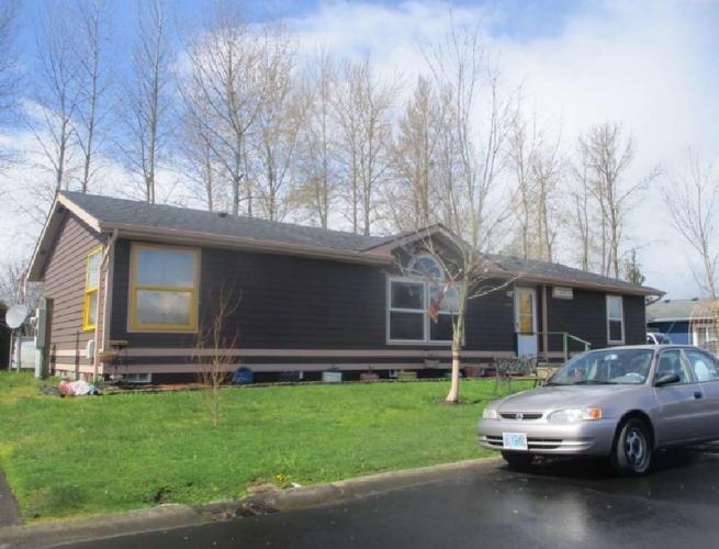 894 JAMES ST - Image 17555228