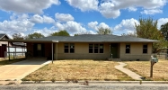 446 S Wilson Ave Giddings, TX 78942 - Image 17555311