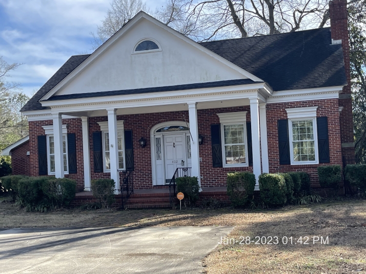 402 W Byrd St - Image 17555532