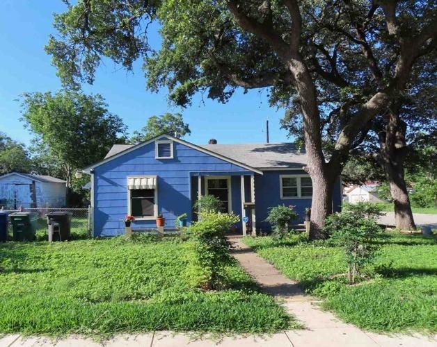 204 CHRISTINE DR - Image 17555969