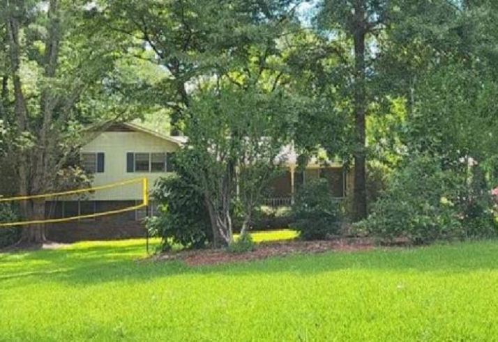 380 TREETOP DR - Image 17557199