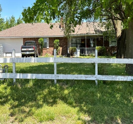 1011 E PRIDEMORE DR - Image 17560539