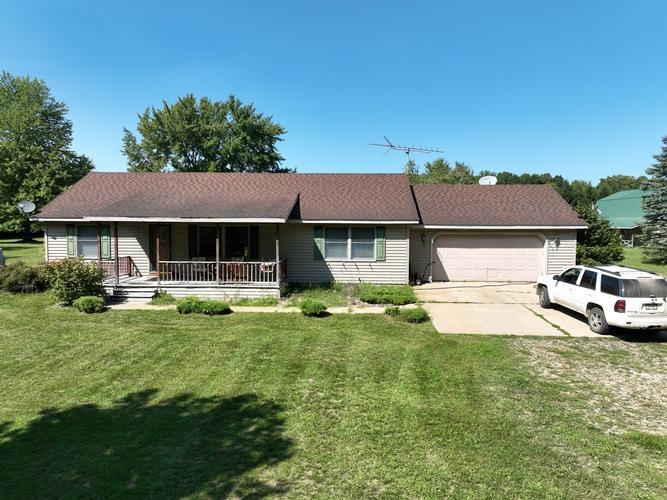 11085 E 730 N - Image 17560708