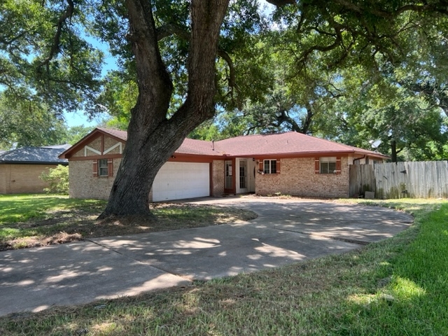 312 Crestwood St - Image 17560855