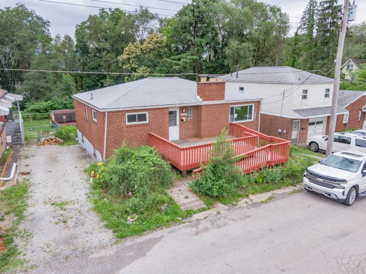 1012 Virginia Way - Image 17568851