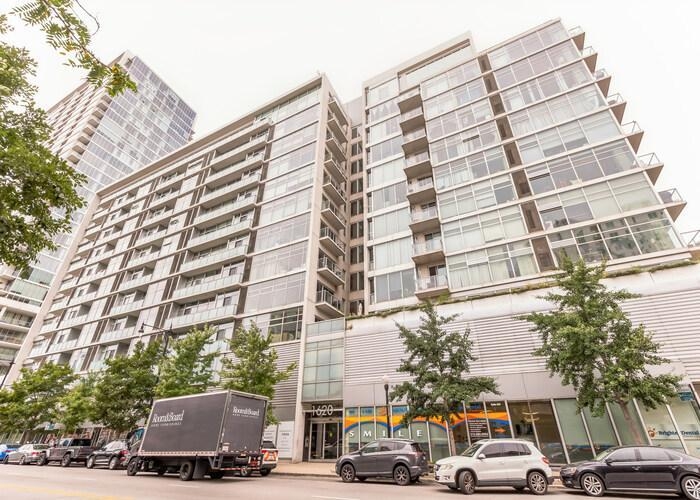 1620 S MICHIGAN AVE - Image 17569102